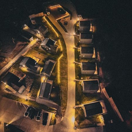 Moon Village Comarnic Синая Экстерьер фото