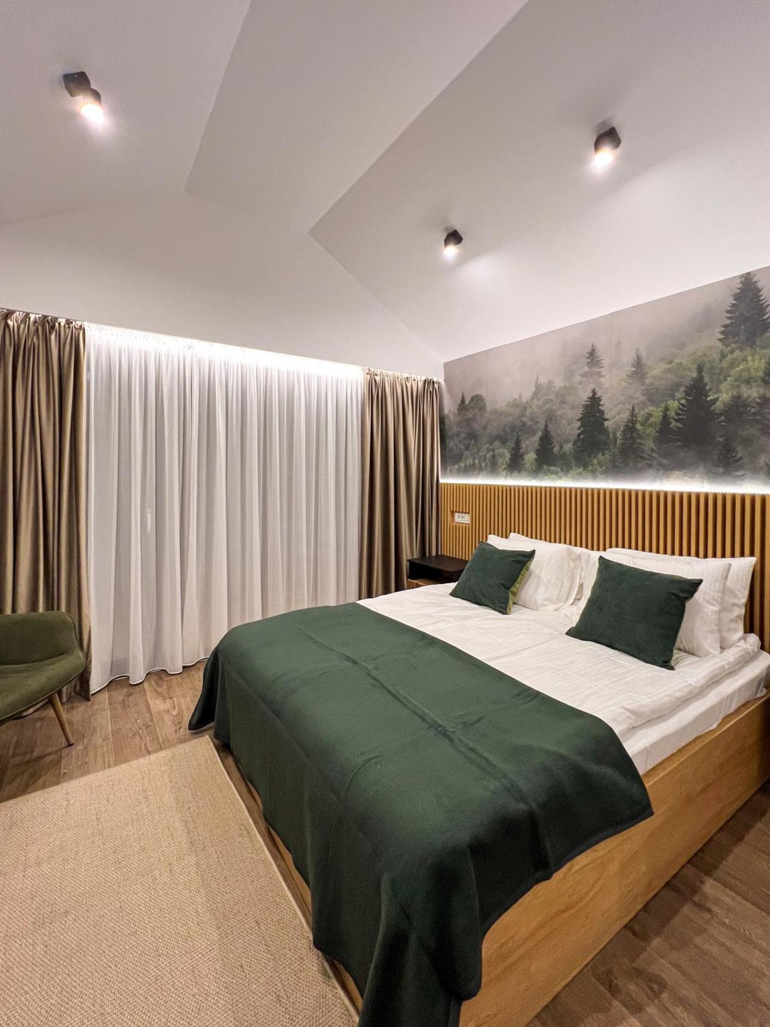 Moon Village Comarnic Синая Экстерьер фото
