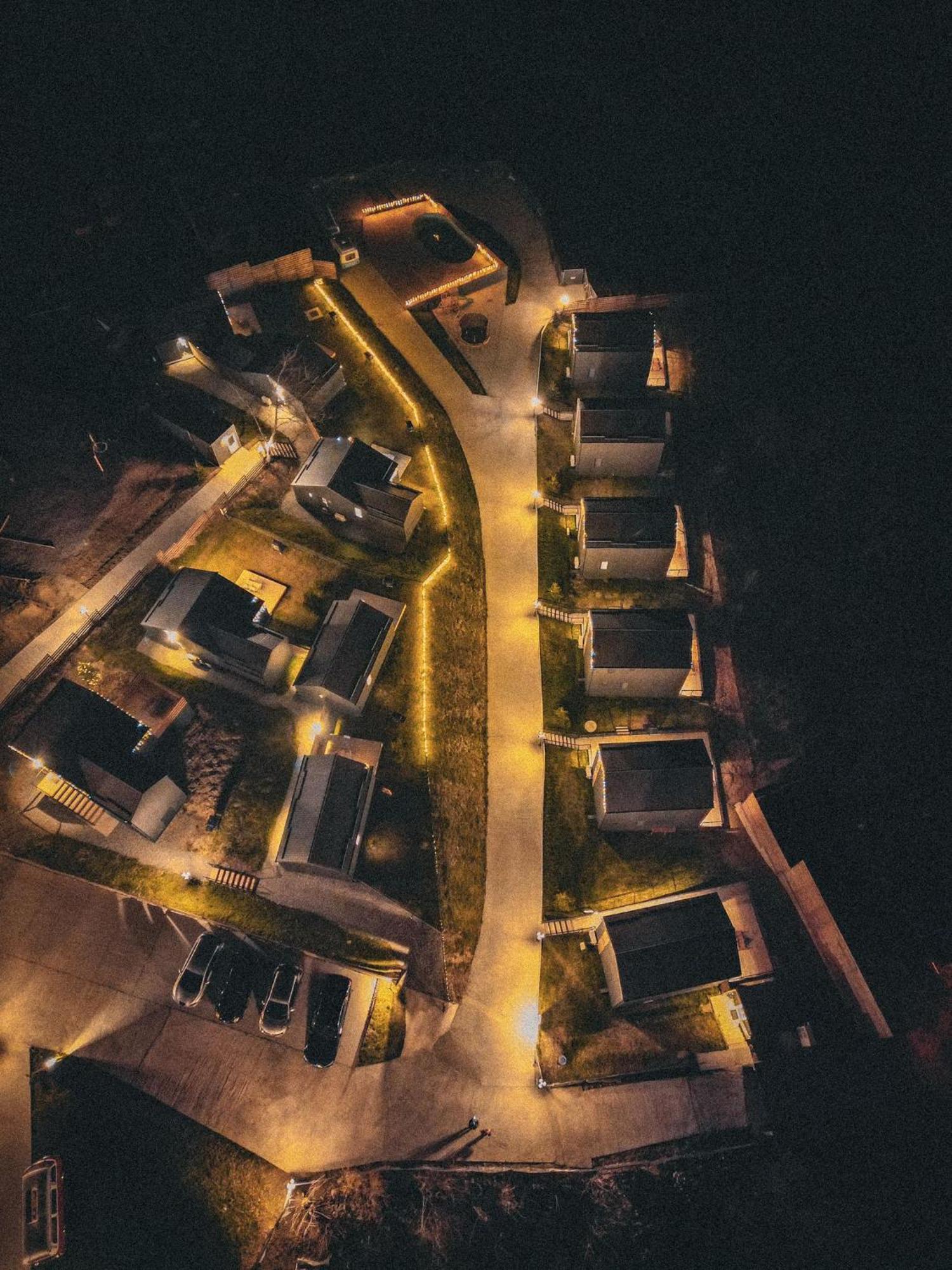 Moon Village Comarnic Синая Экстерьер фото